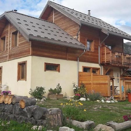 Chalet T3 Duplex Neuf Névache Exterior foto